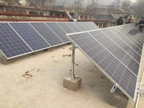 Saules tīklam pieslēgtas elektroenerģijas ražošanas sistēmas sistēmas priekšr...